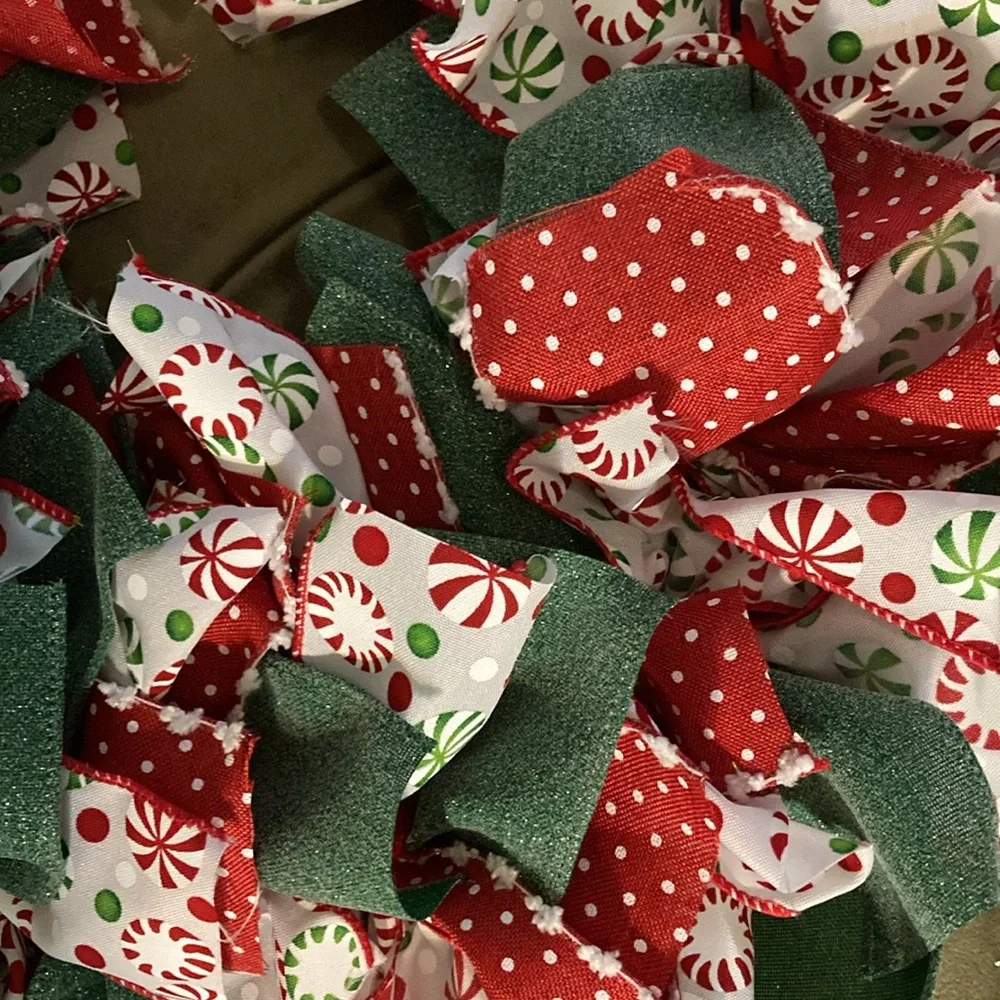 HANDMADE Christmas Holiday Wreath Red Green Peppermint 16”